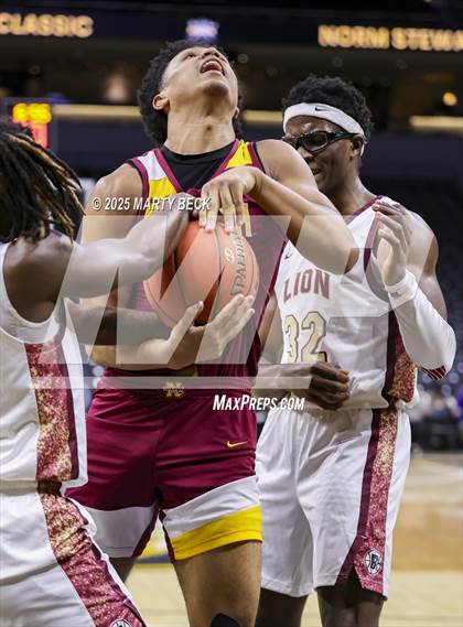 Thumbnail 3 in Cardinal Ritter College Prep vs Putnam City North (Norm Stewart Classic) photogallery.