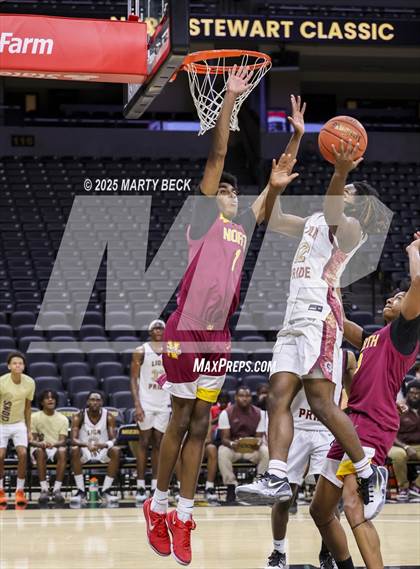 Thumbnail 2 in Cardinal Ritter College Prep vs Putnam City North (Norm Stewart Classic) photogallery.