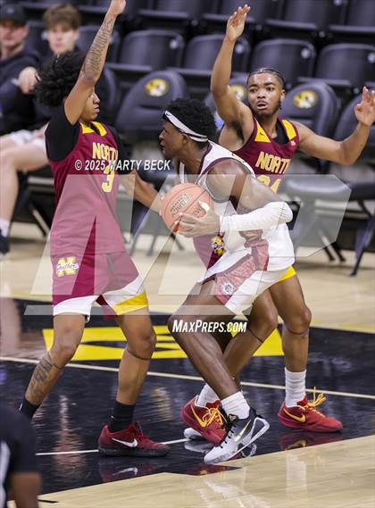 Thumbnail 3 in Cardinal Ritter College Prep vs Putnam City North (Norm Stewart Classic) photogallery.