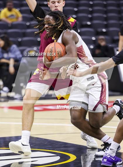 Thumbnail 3 in Cardinal Ritter College Prep vs Putnam City North (Norm Stewart Classic) photogallery.