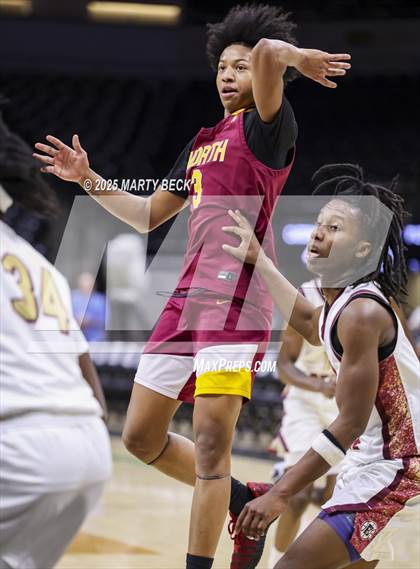 Thumbnail 1 in Cardinal Ritter College Prep vs Putnam City North (Norm Stewart Classic) photogallery.