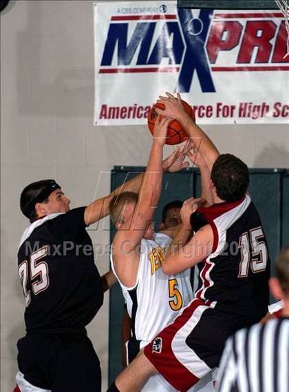 Thumbnail 2 in Temecula Valley vs. JSerra Catholic (MaxPreps Holiday Classic) photogallery.