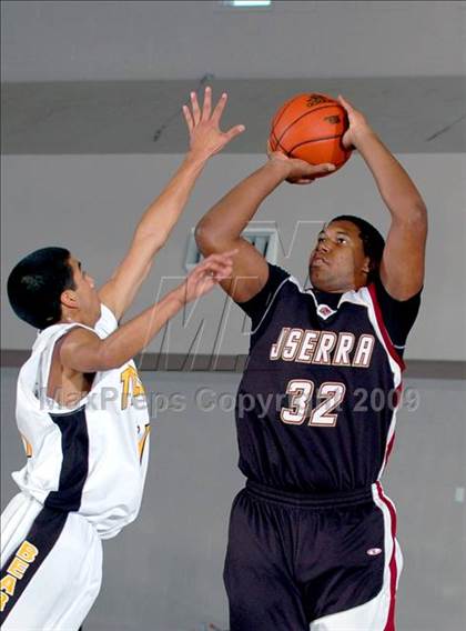 Thumbnail 1 in Temecula Valley vs. JSerra Catholic (MaxPreps Holiday Classic) photogallery.