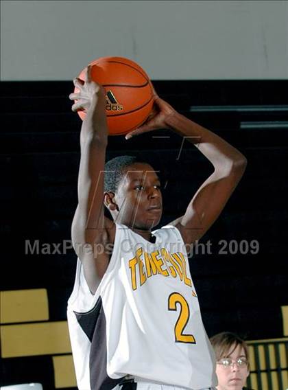 Thumbnail 2 in Temecula Valley vs. JSerra Catholic (MaxPreps Holiday Classic) photogallery.