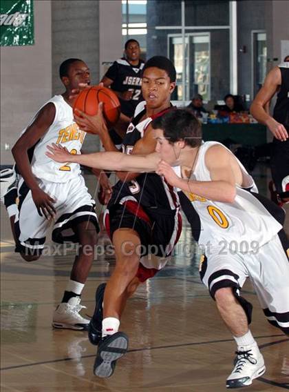 Thumbnail 2 in Temecula Valley vs. JSerra Catholic (MaxPreps Holiday Classic) photogallery.