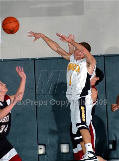 Thumbnail 2 in Temecula Valley vs. JSerra Catholic (MaxPreps Holiday Classic) photogallery.