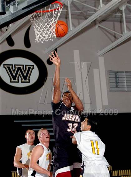 Thumbnail 2 in Temecula Valley vs. JSerra Catholic (MaxPreps Holiday Classic) photogallery.