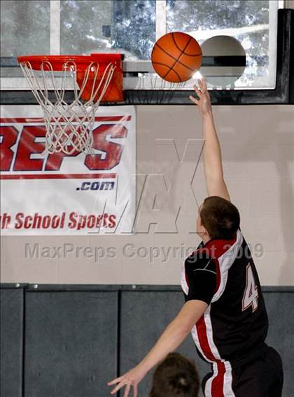 Thumbnail 2 in Temecula Valley vs. JSerra Catholic (MaxPreps Holiday Classic) photogallery.