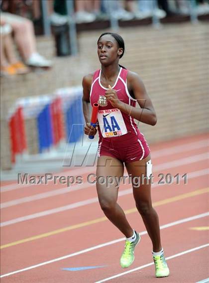 Thumbnail 2 in 117th Penn Relays (Girls 400m Hurdles and 4x800m Event 103) photogallery.