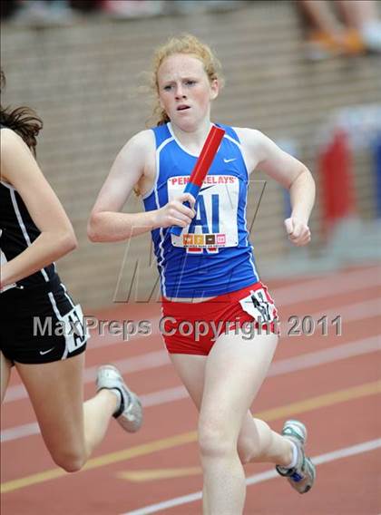 Thumbnail 1 in 117th Penn Relays (Girls 400m Hurdles and 4x800m Event 103) photogallery.