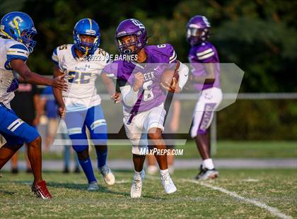 Thumbnail 2 in Oscar Smith vs Deep Creek photogallery.