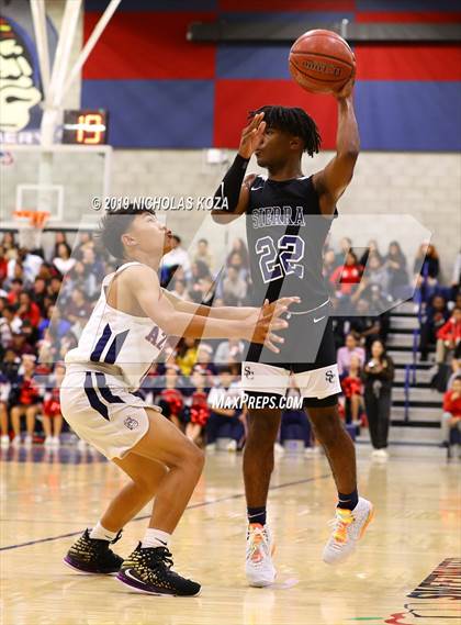Thumbnail 3 in Sierra Canyon vs. Montgomery (San Diego Tip-Off Challenge) photogallery.