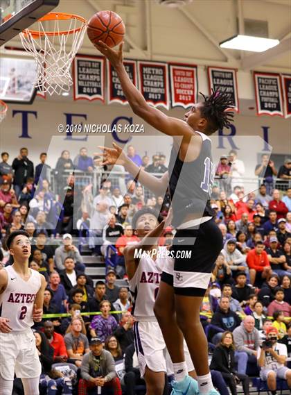 Thumbnail 1 in Sierra Canyon vs. Montgomery (San Diego Tip-Off Challenge) photogallery.