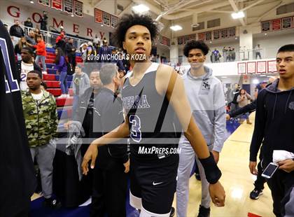 Thumbnail 2 in Sierra Canyon vs. Montgomery (San Diego Tip-Off Challenge) photogallery.