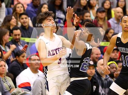 Thumbnail 1 in Sierra Canyon vs. Montgomery (San Diego Tip-Off Challenge) photogallery.
