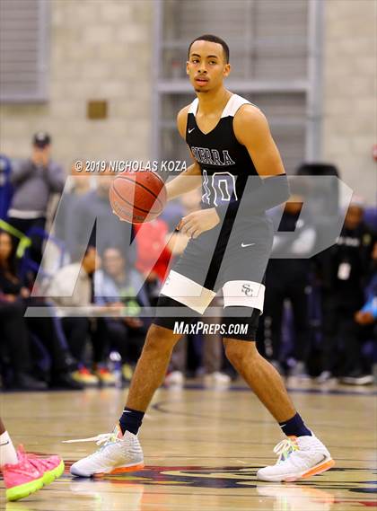 Thumbnail 2 in Sierra Canyon vs. Montgomery (San Diego Tip-Off Challenge) photogallery.