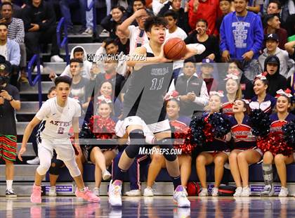 Thumbnail 2 in Sierra Canyon vs. Montgomery (San Diego Tip-Off Challenge) photogallery.