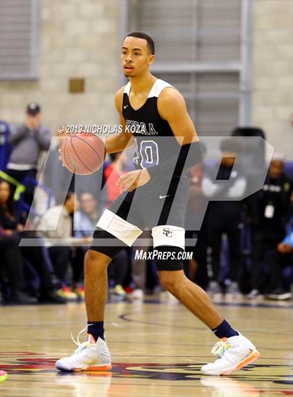 Thumbnail 3 in Sierra Canyon vs. Montgomery (San Diego Tip-Off Challenge) photogallery.