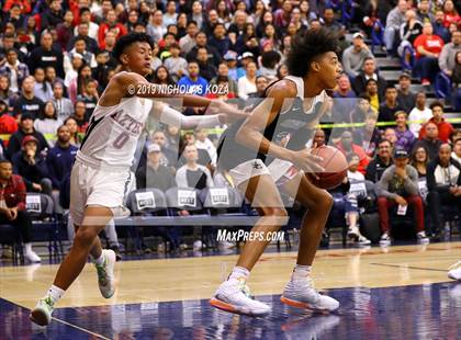 Thumbnail 2 in Sierra Canyon vs. Montgomery (San Diego Tip-Off Challenge) photogallery.