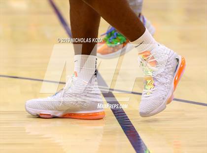 Thumbnail 3 in Sierra Canyon vs. Montgomery (San Diego Tip-Off Challenge) photogallery.