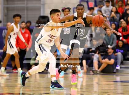 Thumbnail 2 in Sierra Canyon vs. Montgomery (San Diego Tip-Off Challenge) photogallery.