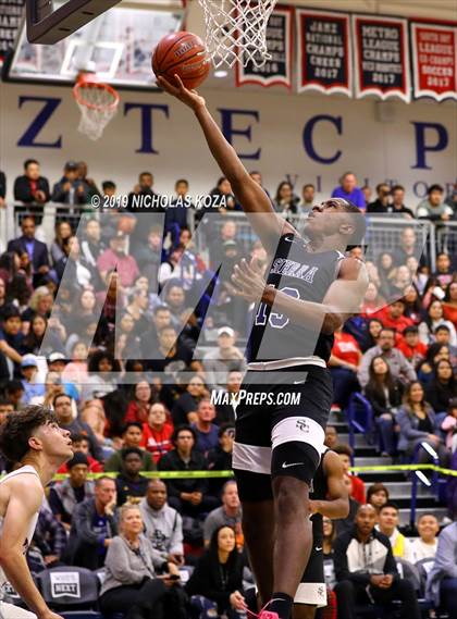 Thumbnail 2 in Sierra Canyon vs. Montgomery (San Diego Tip-Off Challenge) photogallery.