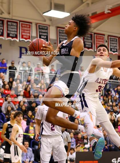 Thumbnail 3 in Sierra Canyon vs. Montgomery (San Diego Tip-Off Challenge) photogallery.