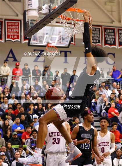 Thumbnail 2 in Sierra Canyon vs. Montgomery (San Diego Tip-Off Challenge) photogallery.