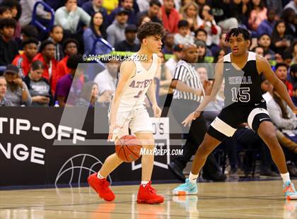 Thumbnail 2 in Sierra Canyon vs. Montgomery (San Diego Tip-Off Challenge) photogallery.