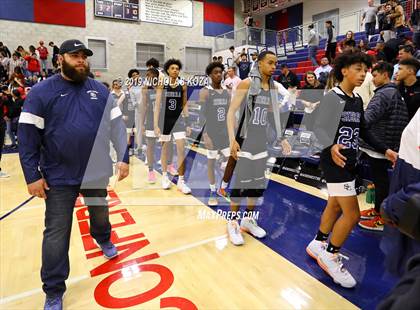 Thumbnail 3 in Sierra Canyon vs. Montgomery (San Diego Tip-Off Challenge) photogallery.