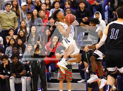 Thumbnail 2 in Sierra Canyon vs. Montgomery (San Diego Tip-Off Challenge) photogallery.