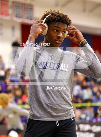 Thumbnail 3 in Sierra Canyon vs. Montgomery (San Diego Tip-Off Challenge) photogallery.