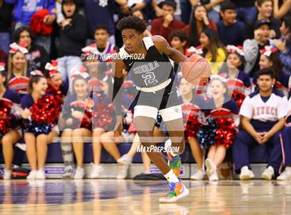 Thumbnail 2 in Sierra Canyon vs. Montgomery (San Diego Tip-Off Challenge) photogallery.