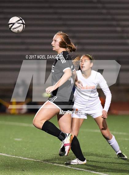 Thumbnail 1 in Los Gatos vs. Woodside (CIF CCS D1 Semifinal) photogallery.