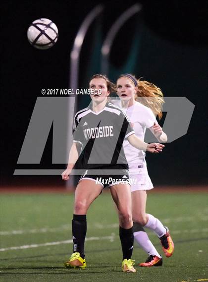 Thumbnail 3 in Los Gatos vs. Woodside (CIF CCS D1 Semifinal) photogallery.