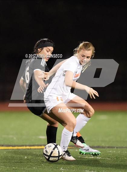 Thumbnail 1 in Los Gatos vs. Woodside (CIF CCS D1 Semifinal) photogallery.