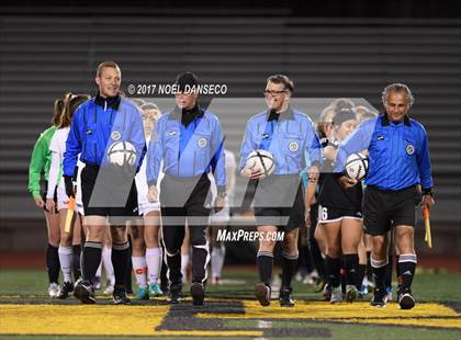Thumbnail 1 in Los Gatos vs. Woodside (CIF CCS D1 Semifinal) photogallery.
