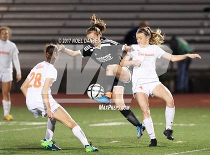 Thumbnail 3 in Los Gatos vs. Woodside (CIF CCS D1 Semifinal) photogallery.