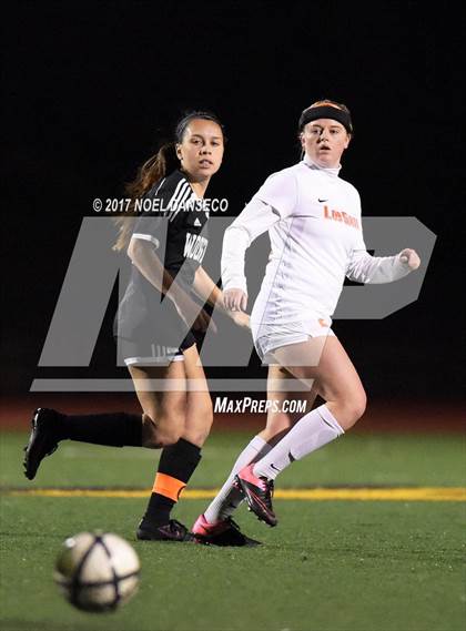 Thumbnail 1 in Los Gatos vs. Woodside (CIF CCS D1 Semifinal) photogallery.