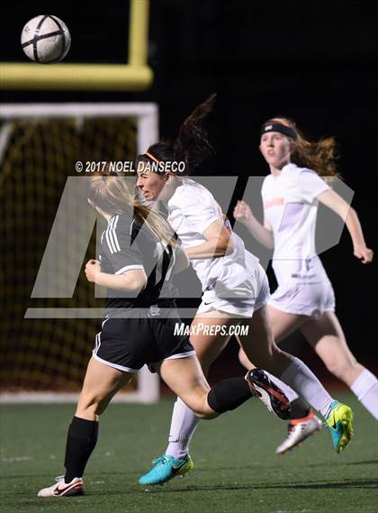 Thumbnail 1 in Los Gatos vs. Woodside (CIF CCS D1 Semifinal) photogallery.