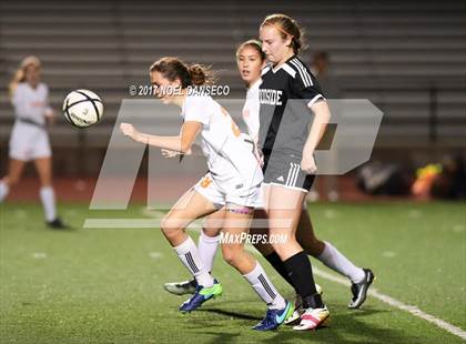 Thumbnail 3 in Los Gatos vs. Woodside (CIF CCS D1 Semifinal) photogallery.