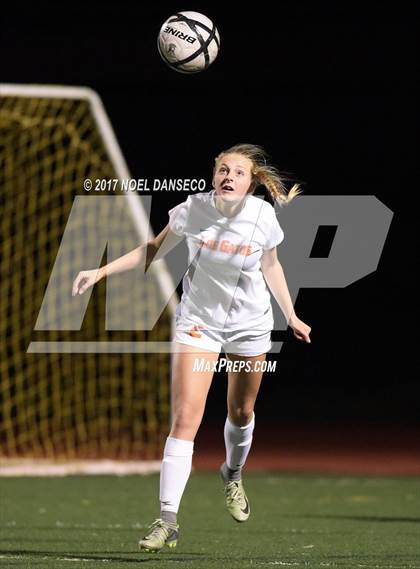 Thumbnail 1 in Los Gatos vs. Woodside (CIF CCS D1 Semifinal) photogallery.