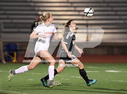 Thumbnail 2 in Los Gatos vs. Woodside (CIF CCS D1 Semifinal) photogallery.