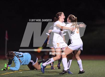 Thumbnail 2 in Los Gatos vs. Woodside (CIF CCS D1 Semifinal) photogallery.