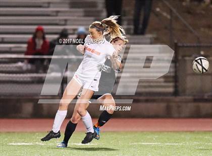 Thumbnail 2 in Los Gatos vs. Woodside (CIF CCS D1 Semifinal) photogallery.