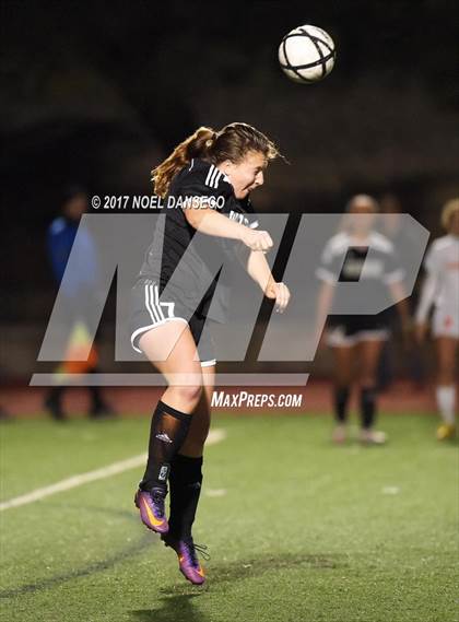 Thumbnail 1 in Los Gatos vs. Woodside (CIF CCS D1 Semifinal) photogallery.