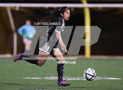 Thumbnail 2 in Los Gatos vs. Woodside (CIF CCS D1 Semifinal) photogallery.