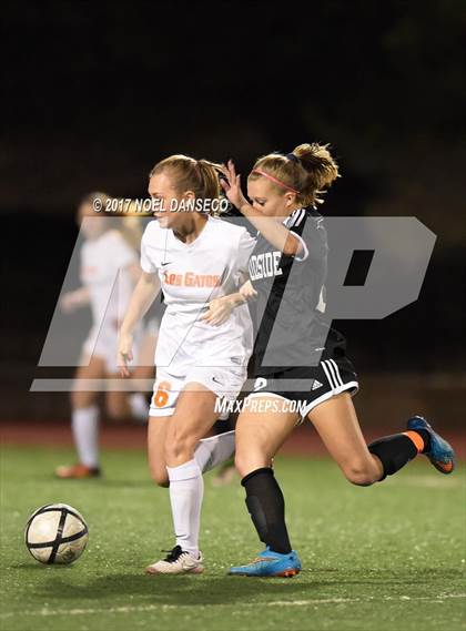 Thumbnail 2 in Los Gatos vs. Woodside (CIF CCS D1 Semifinal) photogallery.