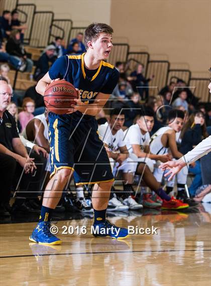 Thumbnail 3 in Gregori @ Enochs photogallery.