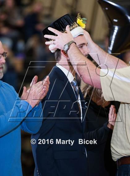 Thumbnail 2 in Gregori @ Enochs photogallery.